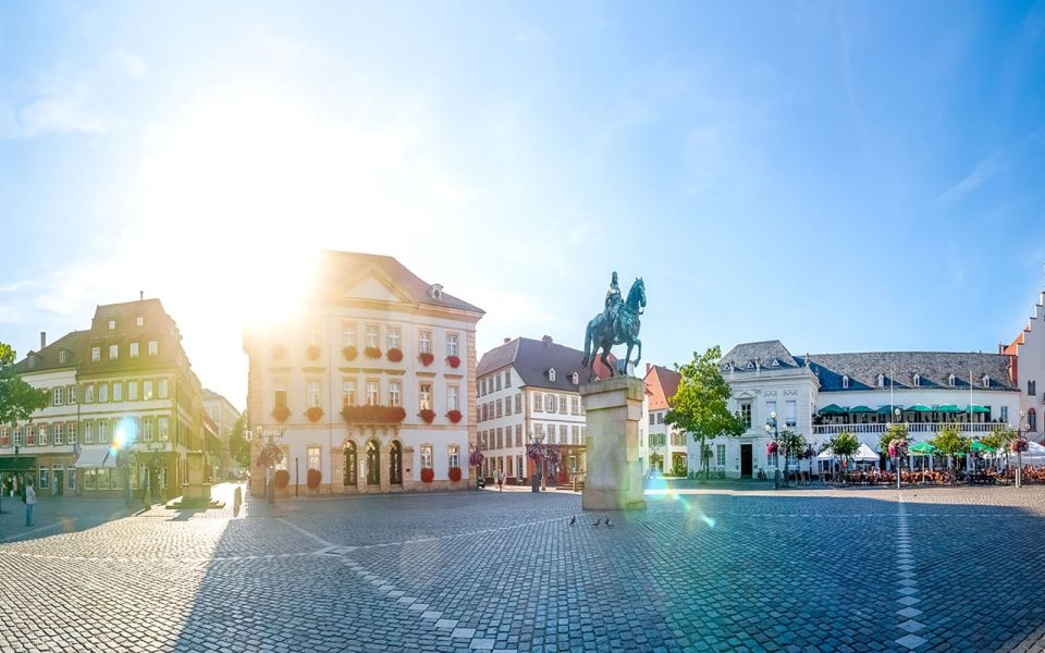 Der Rathausplatz in Landau